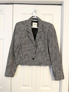 Abercrombie Houndstooth Cropped Blazer